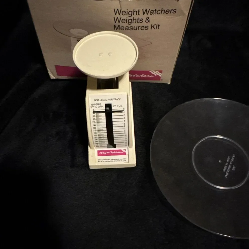 Vintage 1987 Weight Watchers Weights & Measures Kit Scale